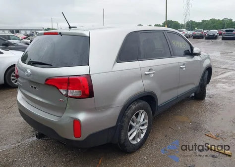 2015 Kia Sorento Lx z USA, uszkodzony, nr VIN 5XYKT3A61FG558267